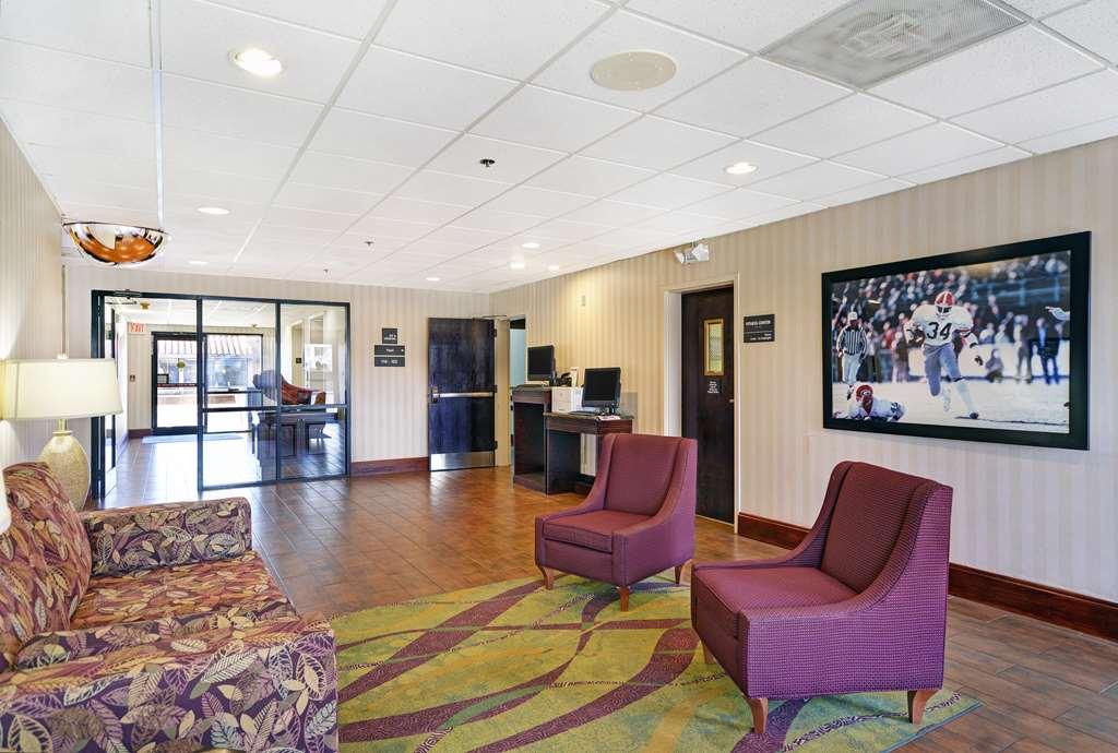 Hampton Inn Атенс Інтер'єр фото