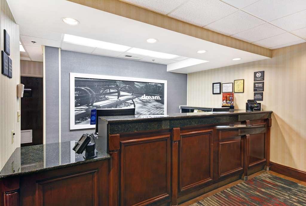 Hampton Inn Атенс Екстер'єр фото