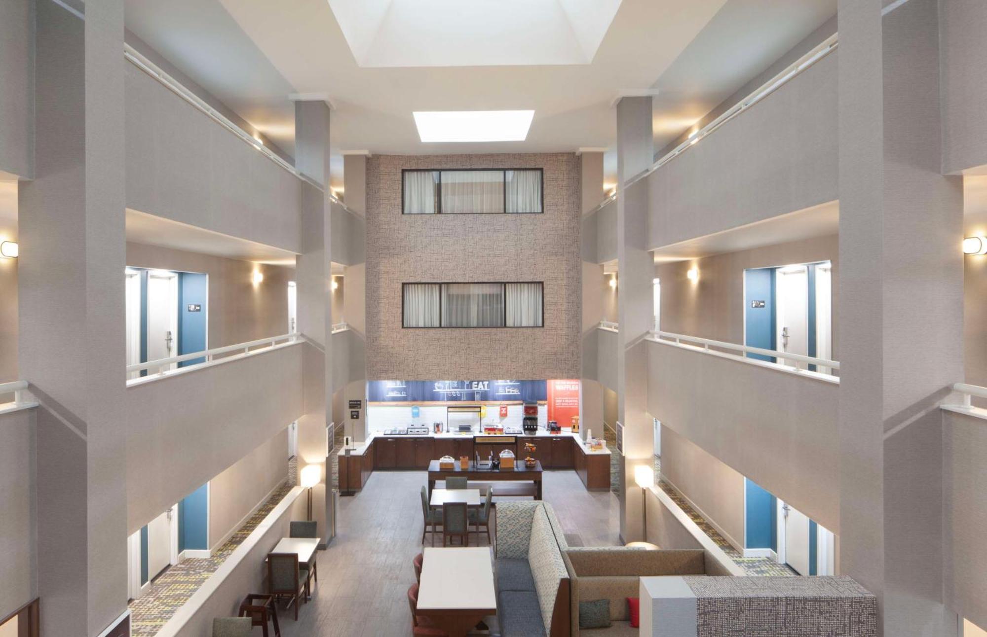 Hampton Inn Атенс Екстер'єр фото