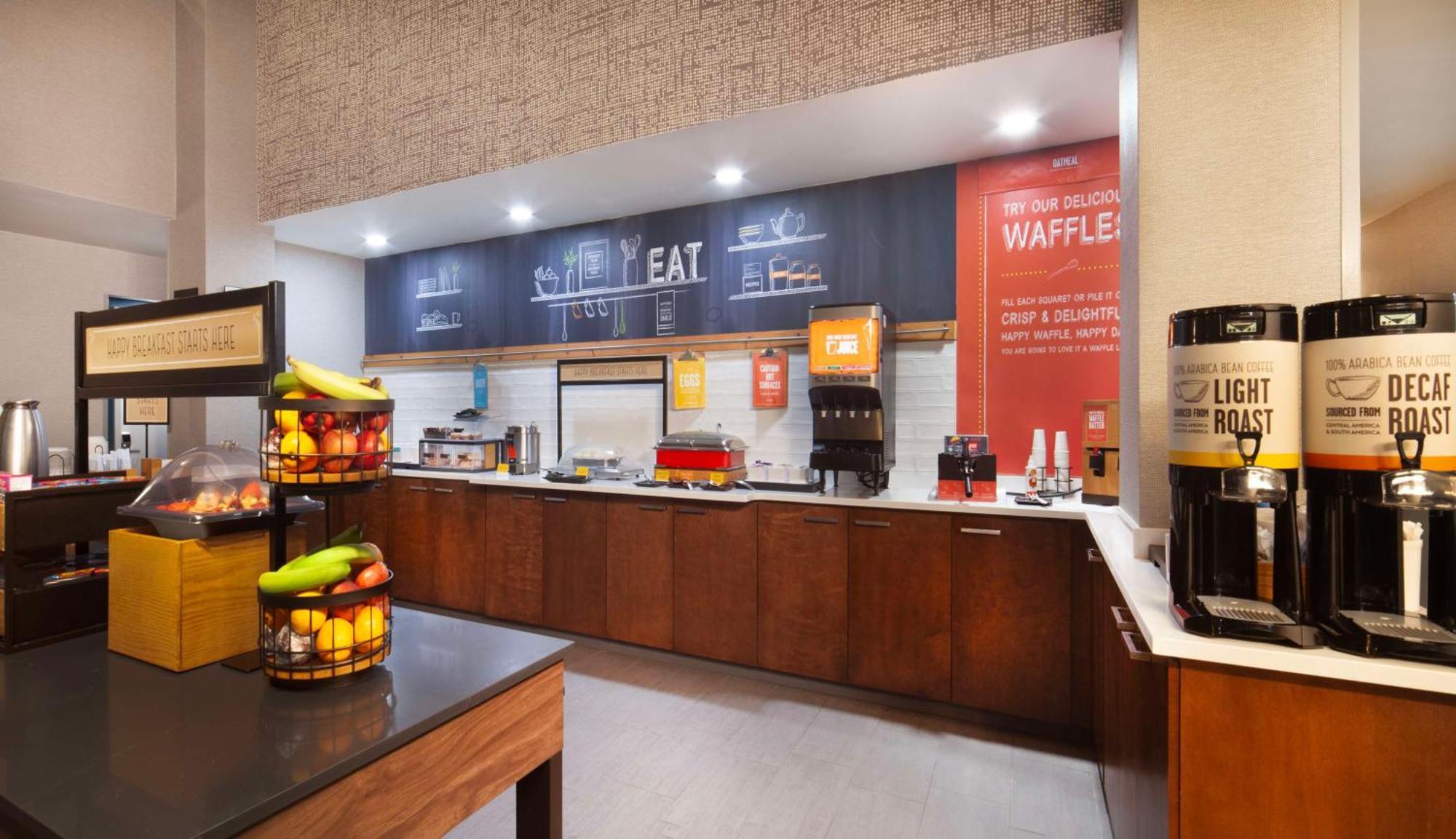 Hampton Inn Атенс Екстер'єр фото
