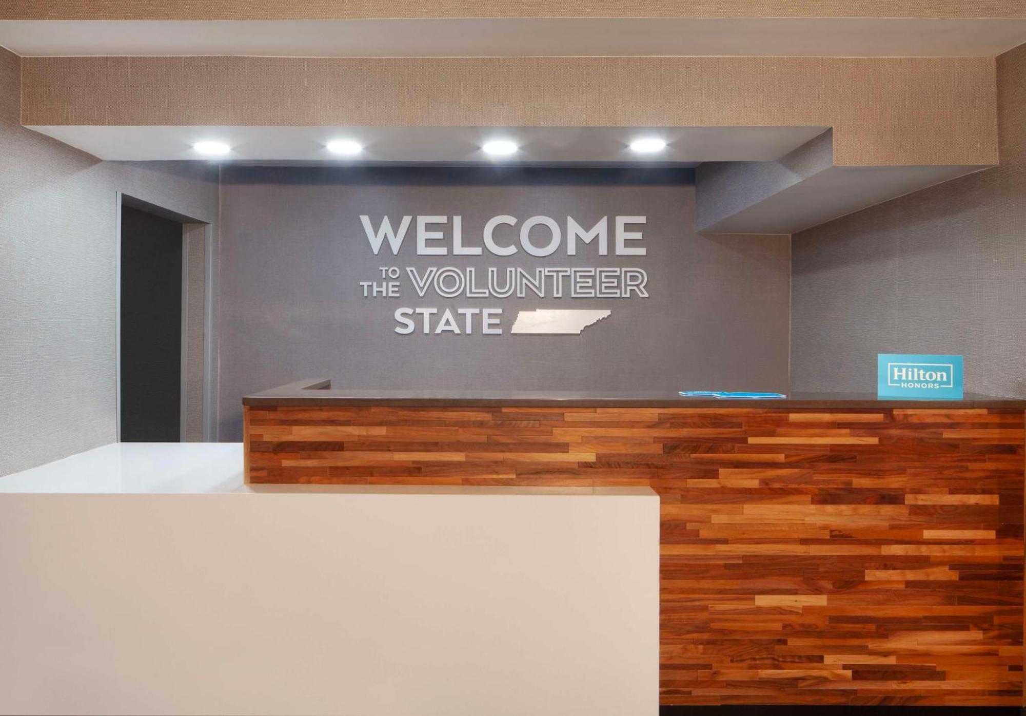 Hampton Inn Атенс Екстер'єр фото