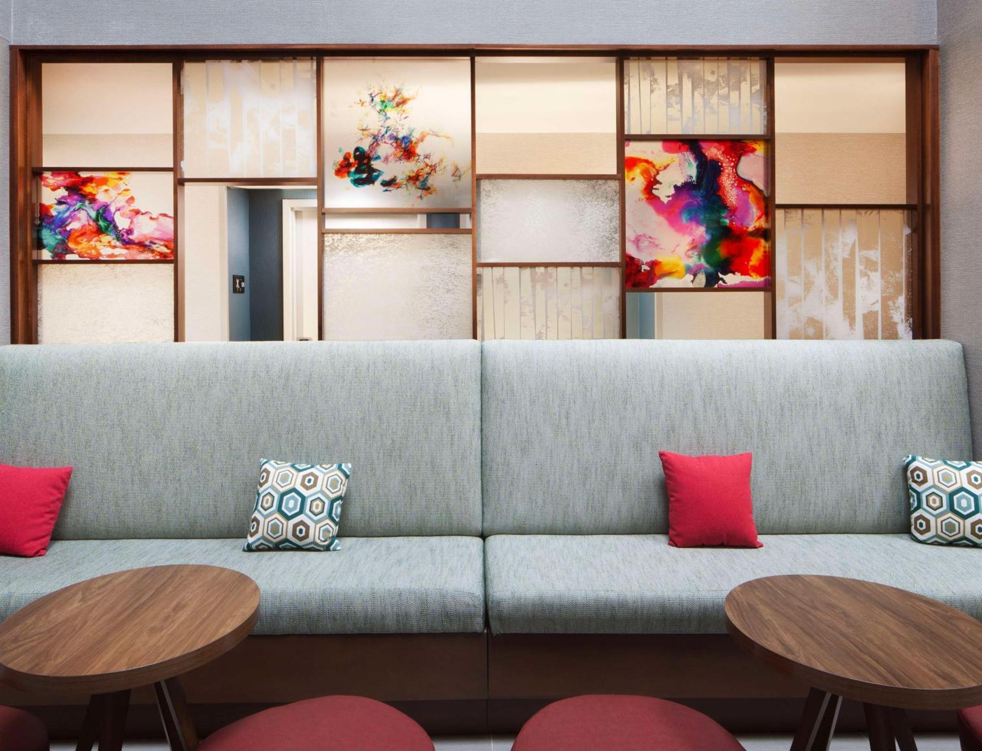 Hampton Inn Атенс Екстер'єр фото